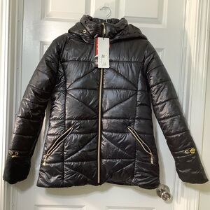 Jacket Elegant Black Puffer Jacket with Gold Accents size large NWT